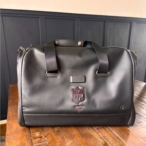 Vessel Signature Weekender Pebble Bag, black with Custom NFL logo